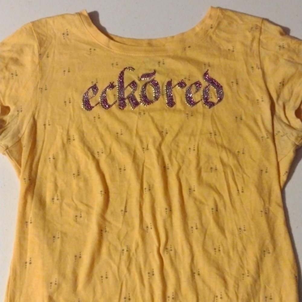 𝅺ecko red top